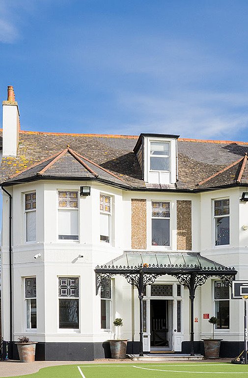  HoveFamily of schools   